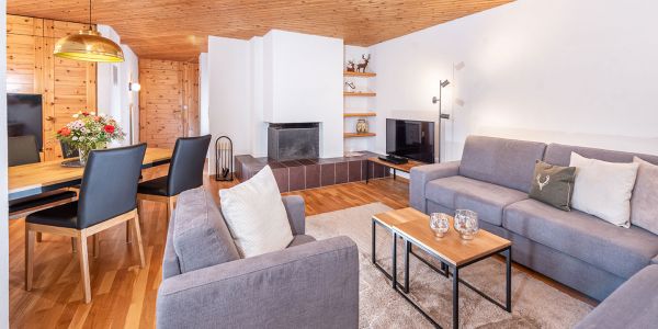 1 SCHLAFZIMMER